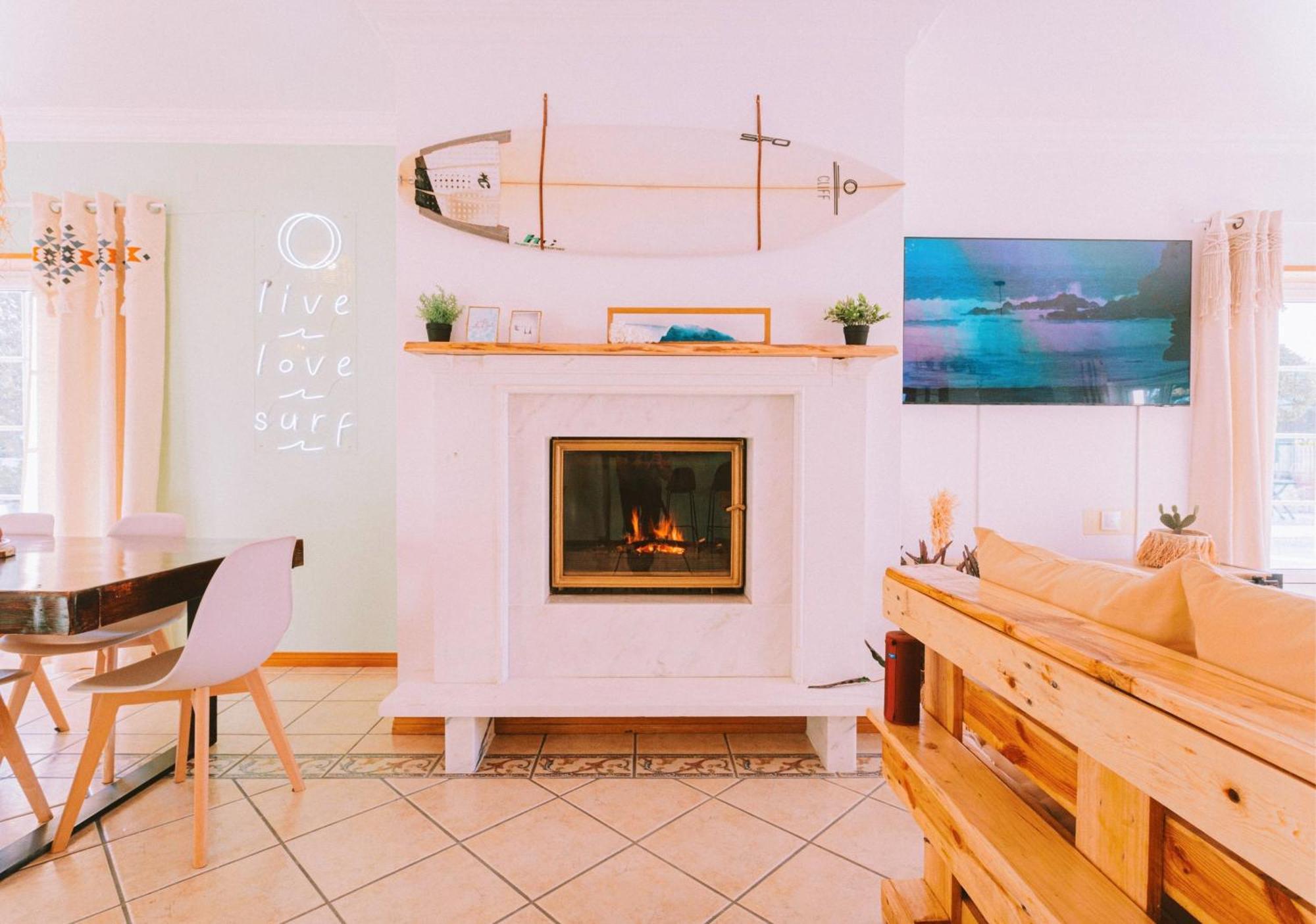 Хостел Cliff Surf House А-душ-Куньядуш Экстерьер фото